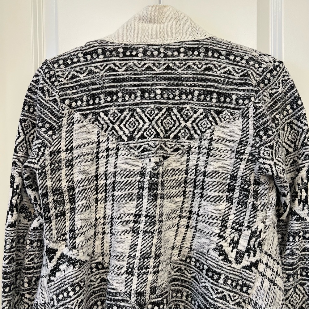 Tiny Sweater Size S - image 5